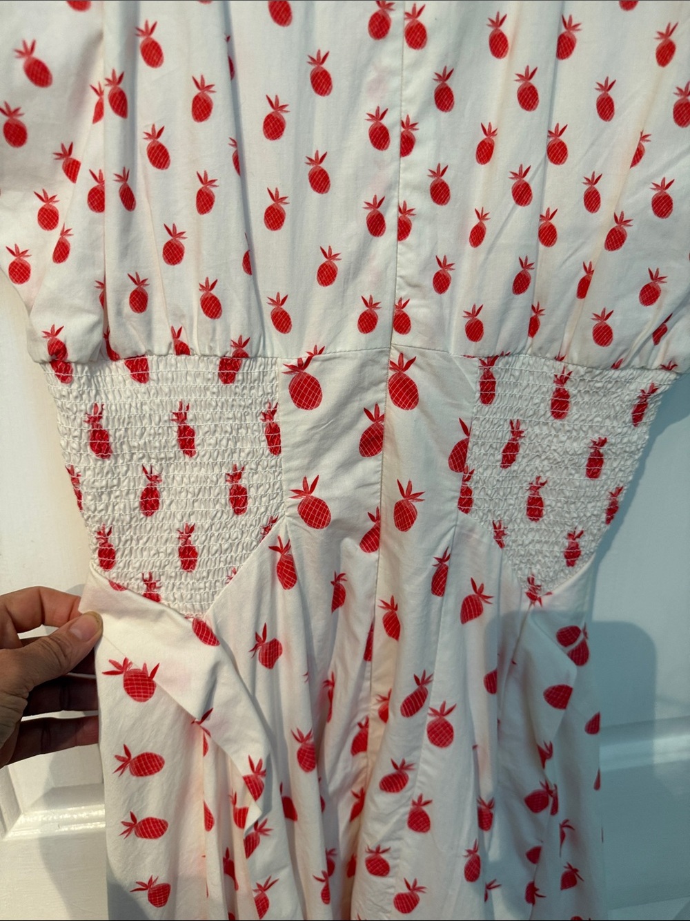 Anthropologie White and Pink Pineapple Printed V-Neck Midi Dress (M) - Picture 5 of 13